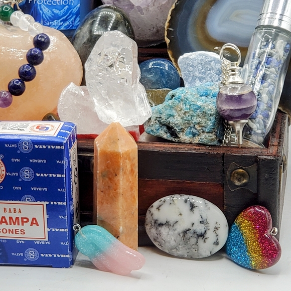 🔥50pc Mystery Box of Crystals - Picture 3 of 10